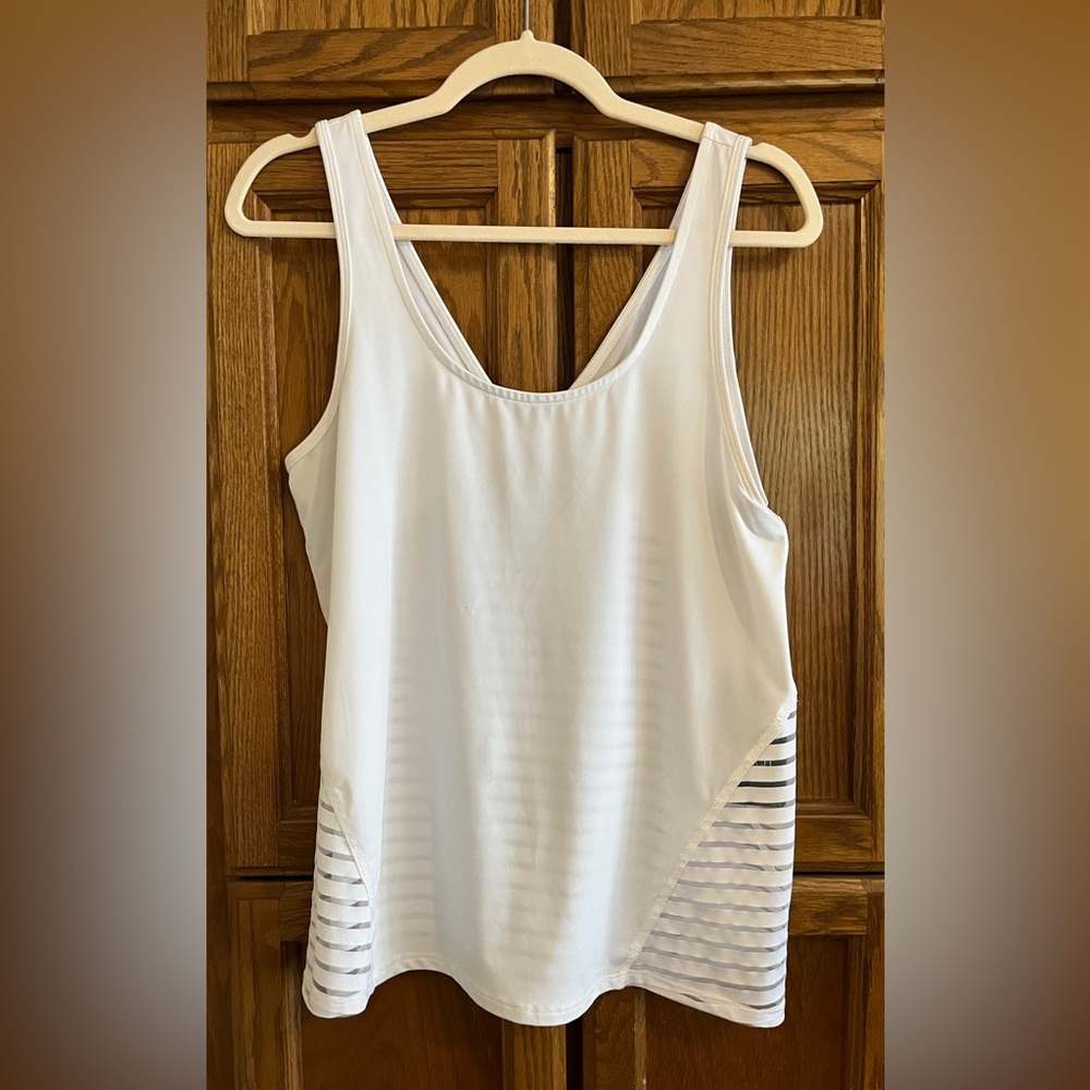 NWT Peach Athletic Santo Tank